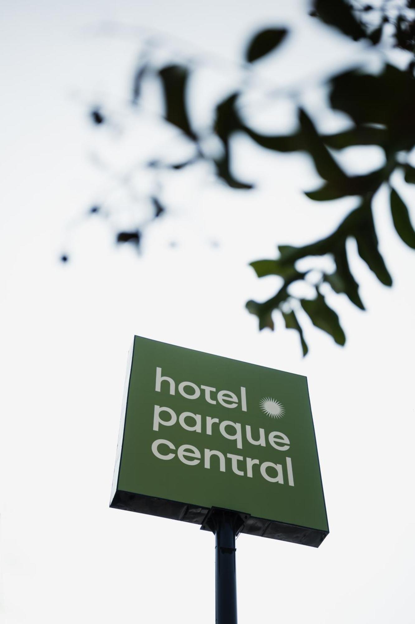 Hotel Parque Central Monterrey Dış mekan fotoğraf