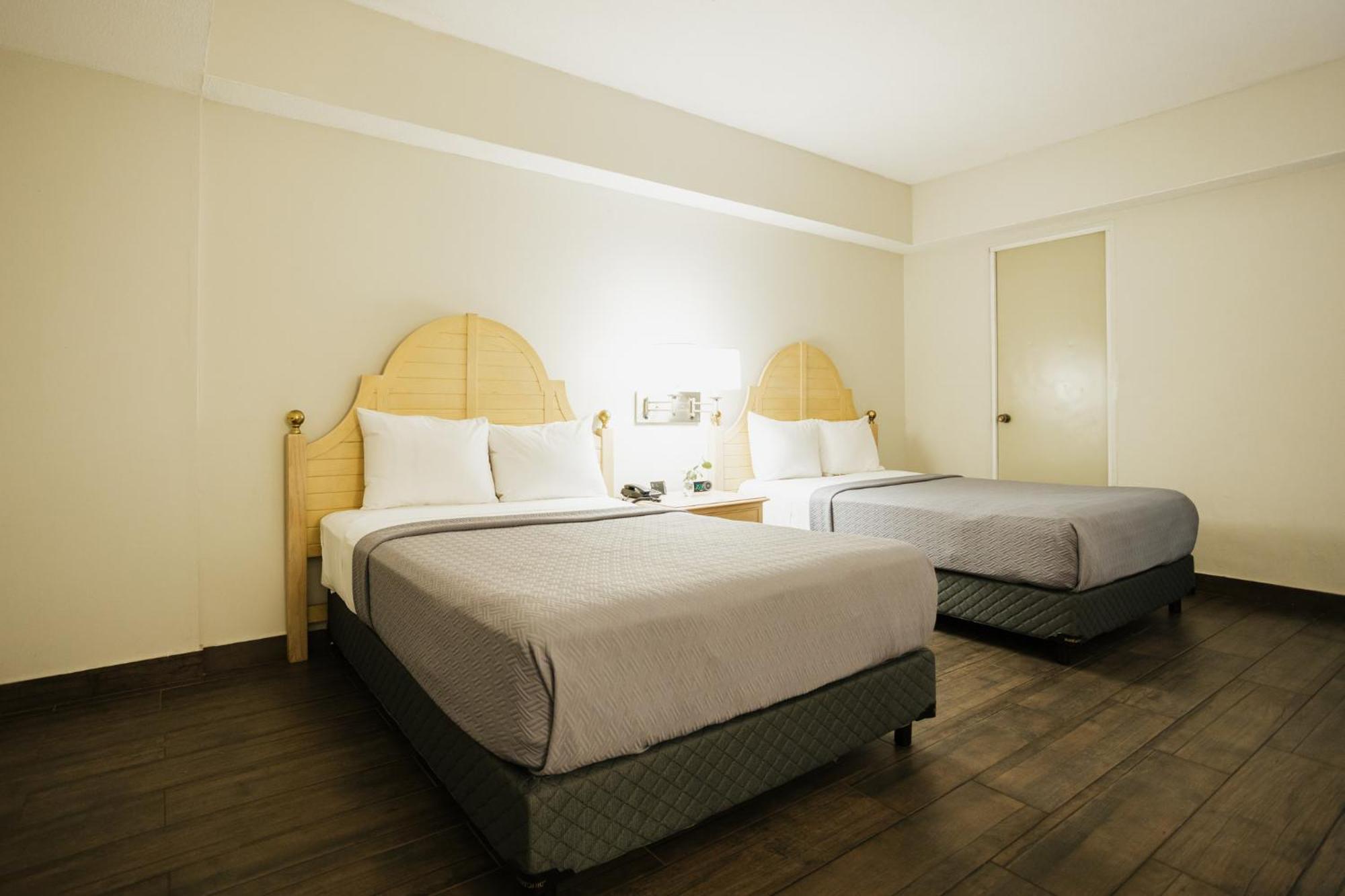 Hotel Parque Central Monterrey Dış mekan fotoğraf