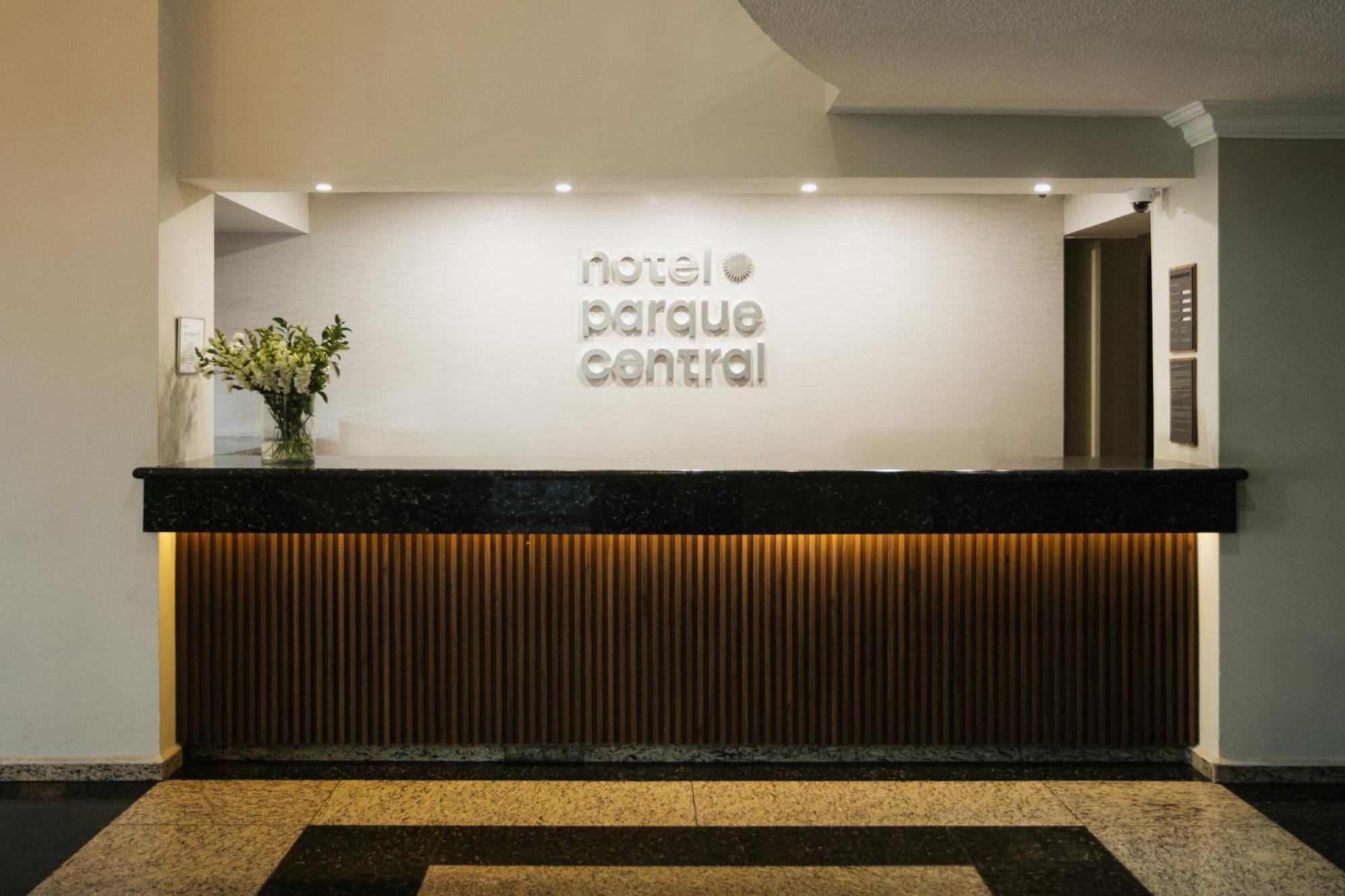 Hotel Parque Central Monterrey Dış mekan fotoğraf
